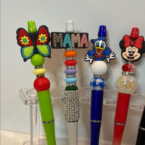 Vibrant Blue and Red Office Stationery Pens - Picture 2 of 3